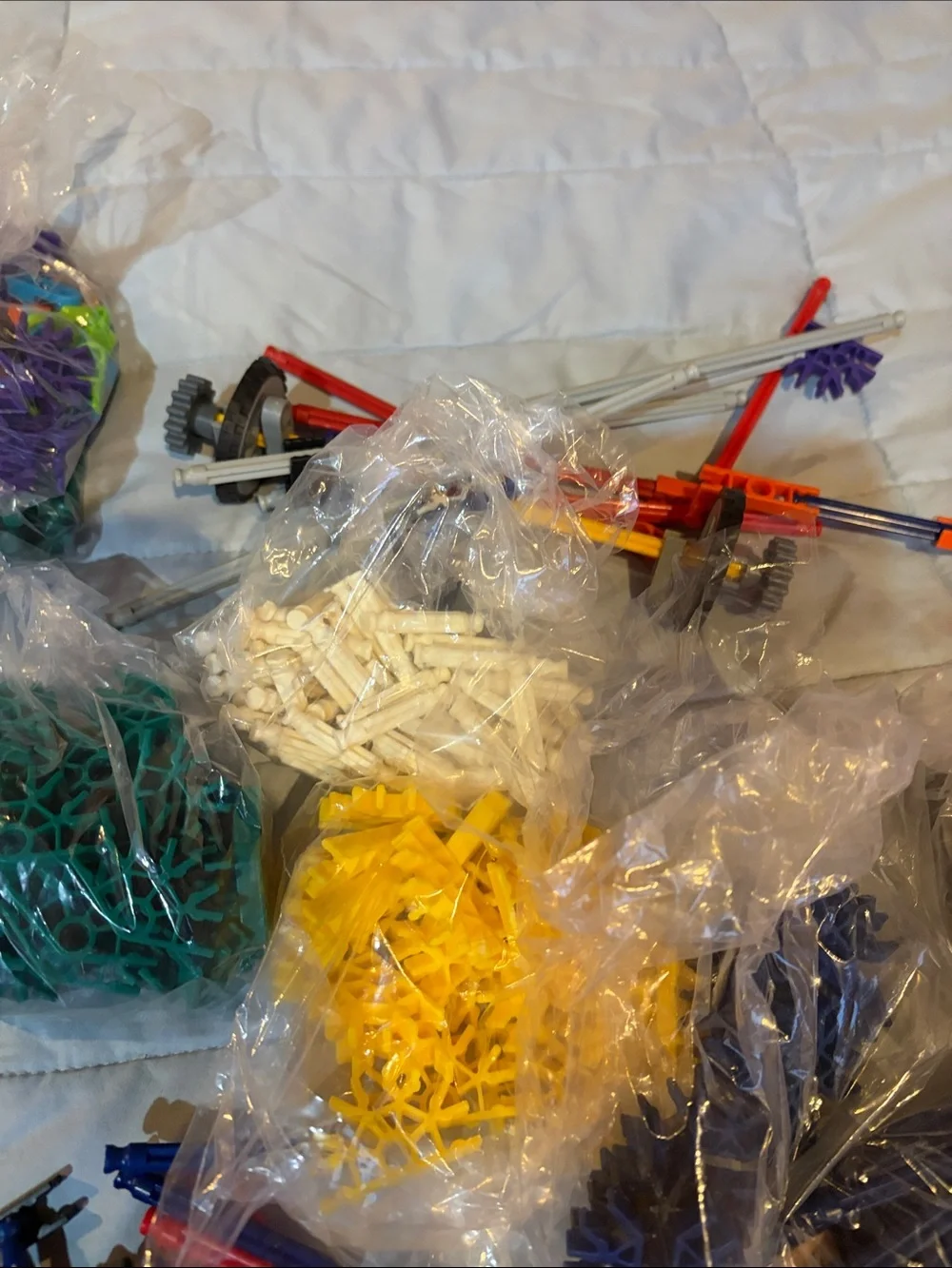 K'NEX-Style Kids Construction Set in Red, Yellow, Blue, White & Green